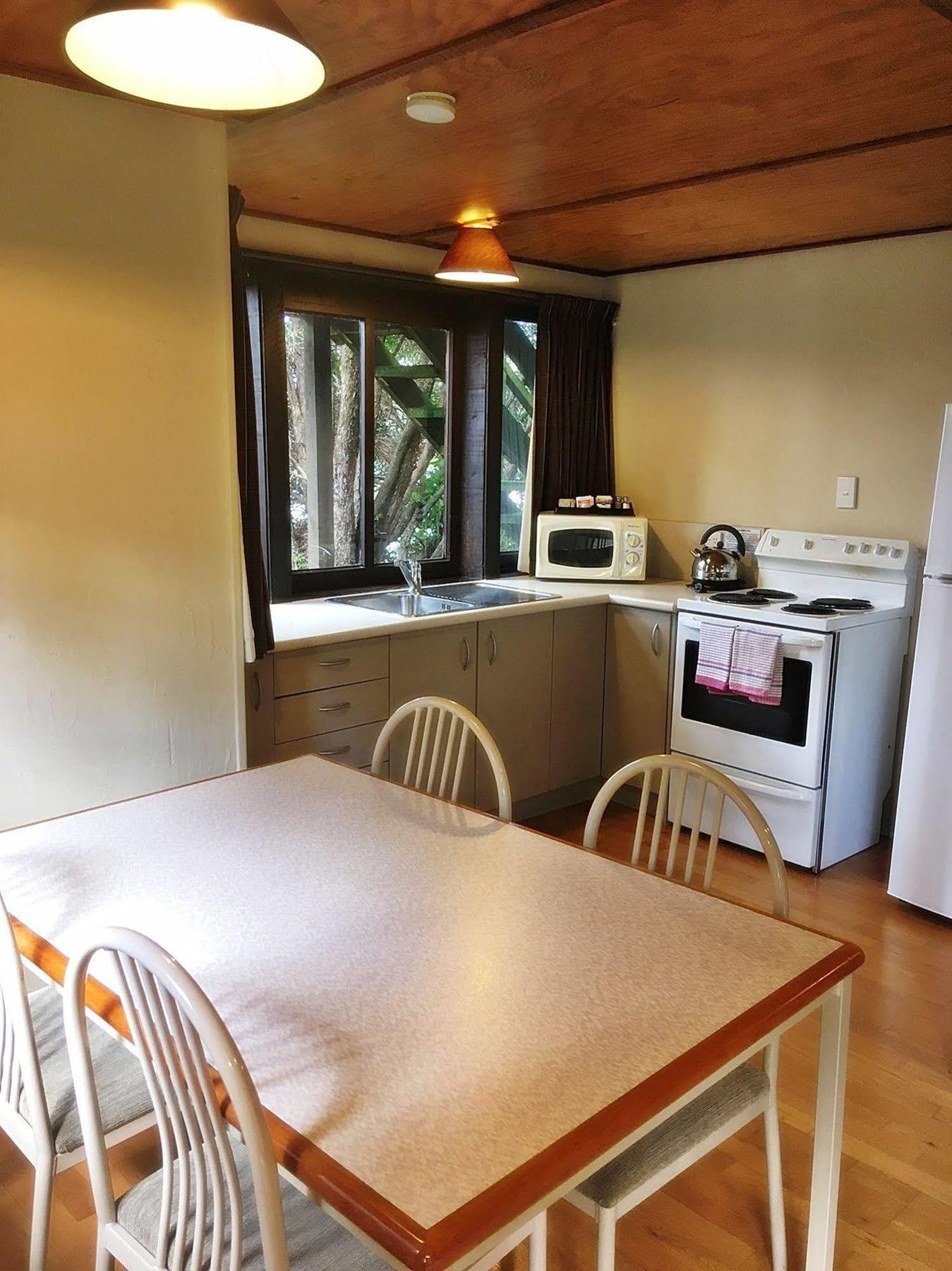 Woodlands Motels And Apartments Dunedin Exterior foto