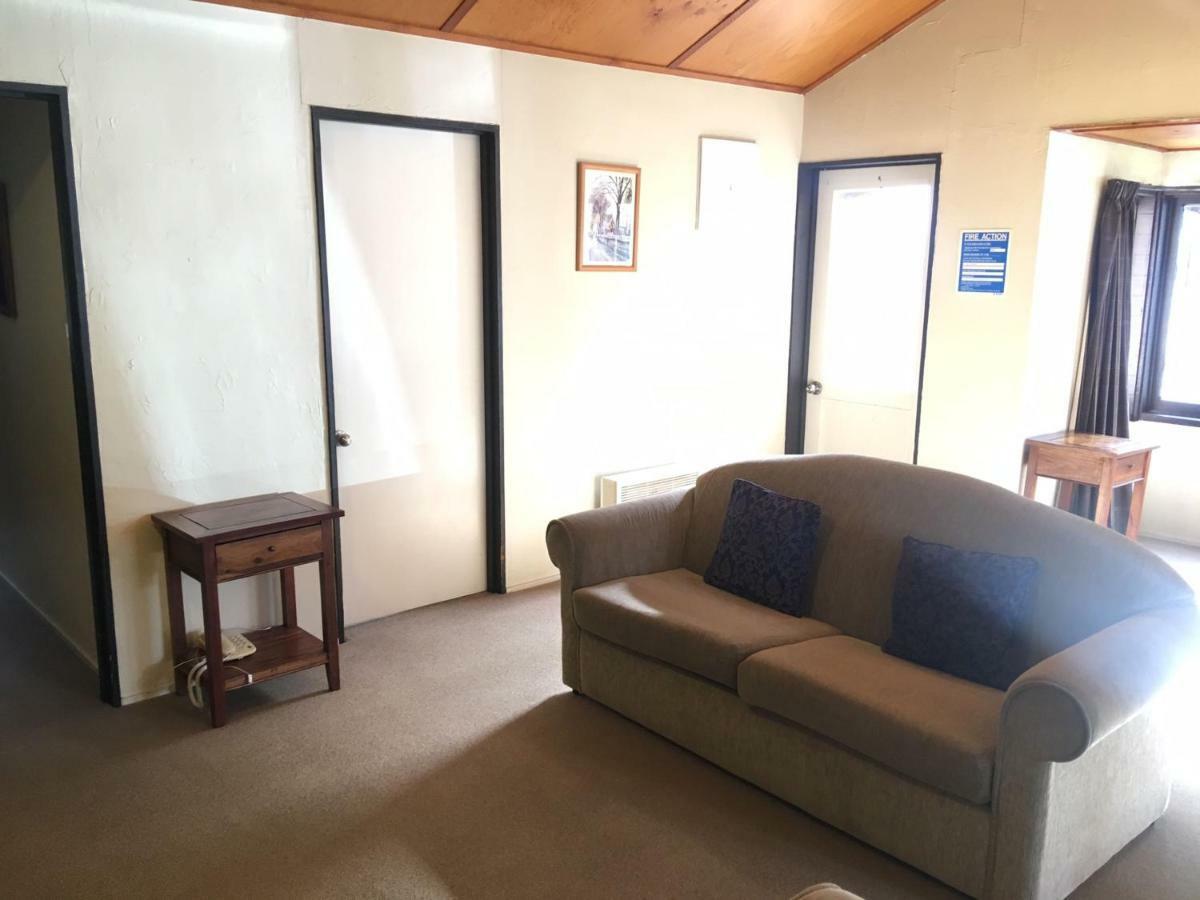 Woodlands Motels And Apartments Dunedin Exterior foto