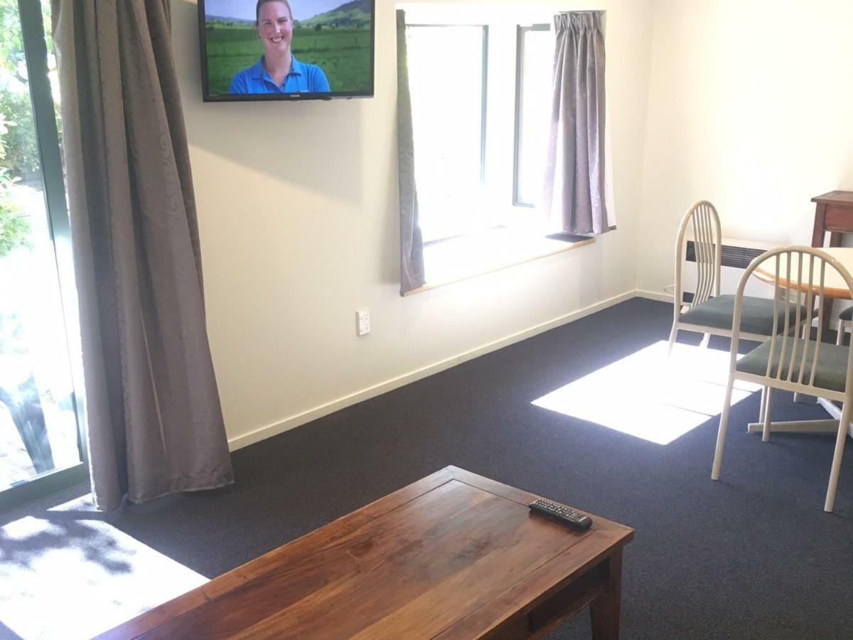 Woodlands Motels And Apartments Dunedin Exterior foto